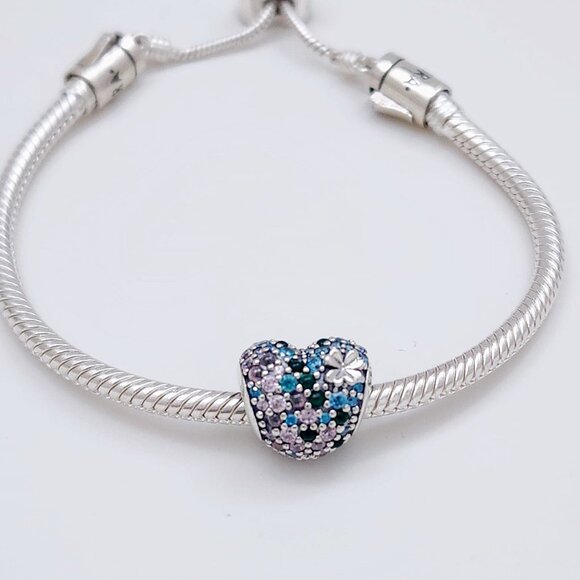 Pandora Gleaming Clover Heart Charm - Picture 3 of 4
